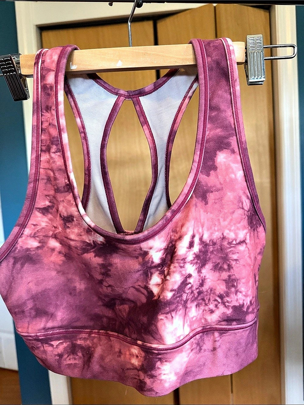 Jessica Simpson Active Tie-Dye Athletic sports bra Size Medium Like New